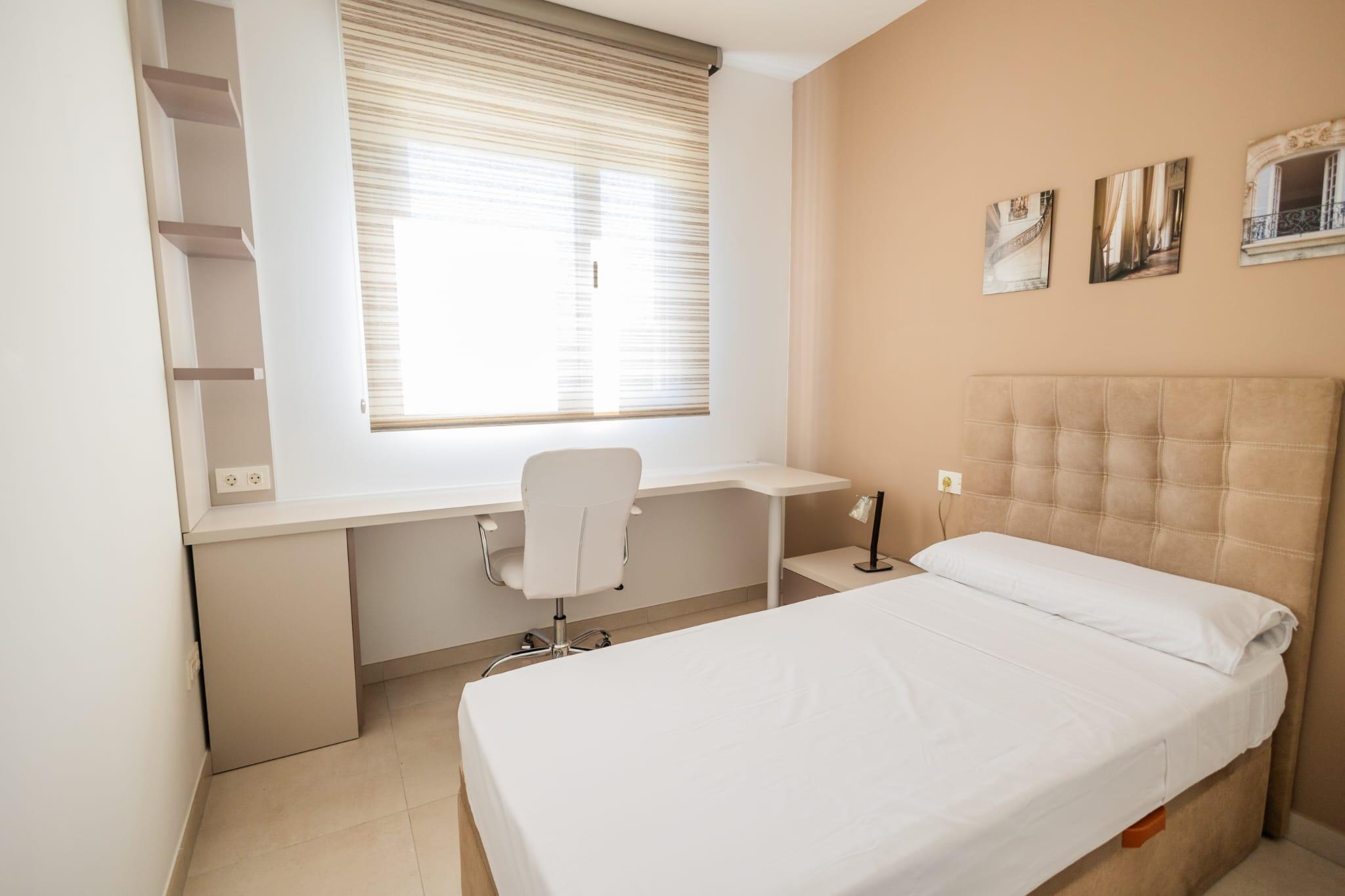 Imagen 17 Ático en venta en Chipiona / Muy cerca de la Playa de las Tres Piedras 