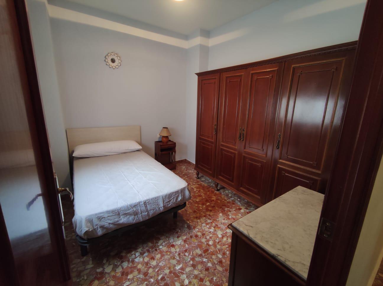 Imagen 21 Ático en venta en Andújar / Zona Ambulatorio Virgen de la Cabeza