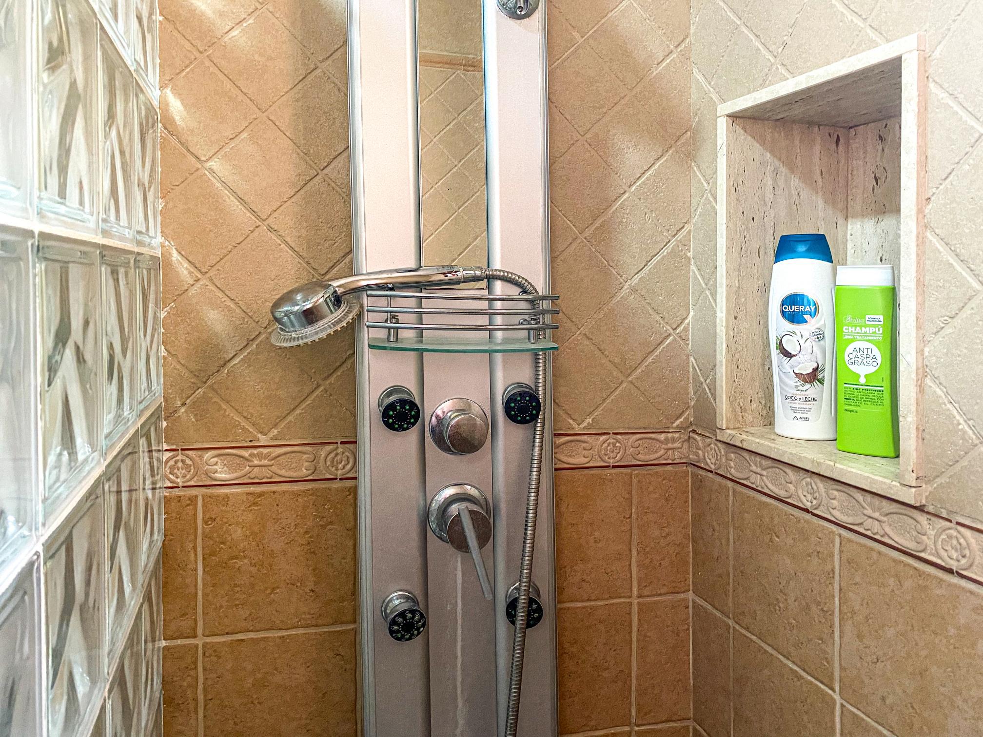 Imagen 63 Casa Rústica en venta en Andújar /  Viña junto al curce de la carretera de la Parrilla