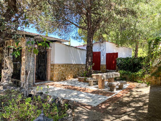 Imagen 32 Inmueble 289652 - Casa Rústica en venta en Andújar /  Viña junto al curce de la carretera de la Parrilla