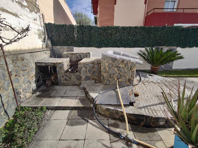 Imagen 62 Inmueble 291607 - Casa Aislada en venta en Andújar / Urbanización  Chalets El Choto