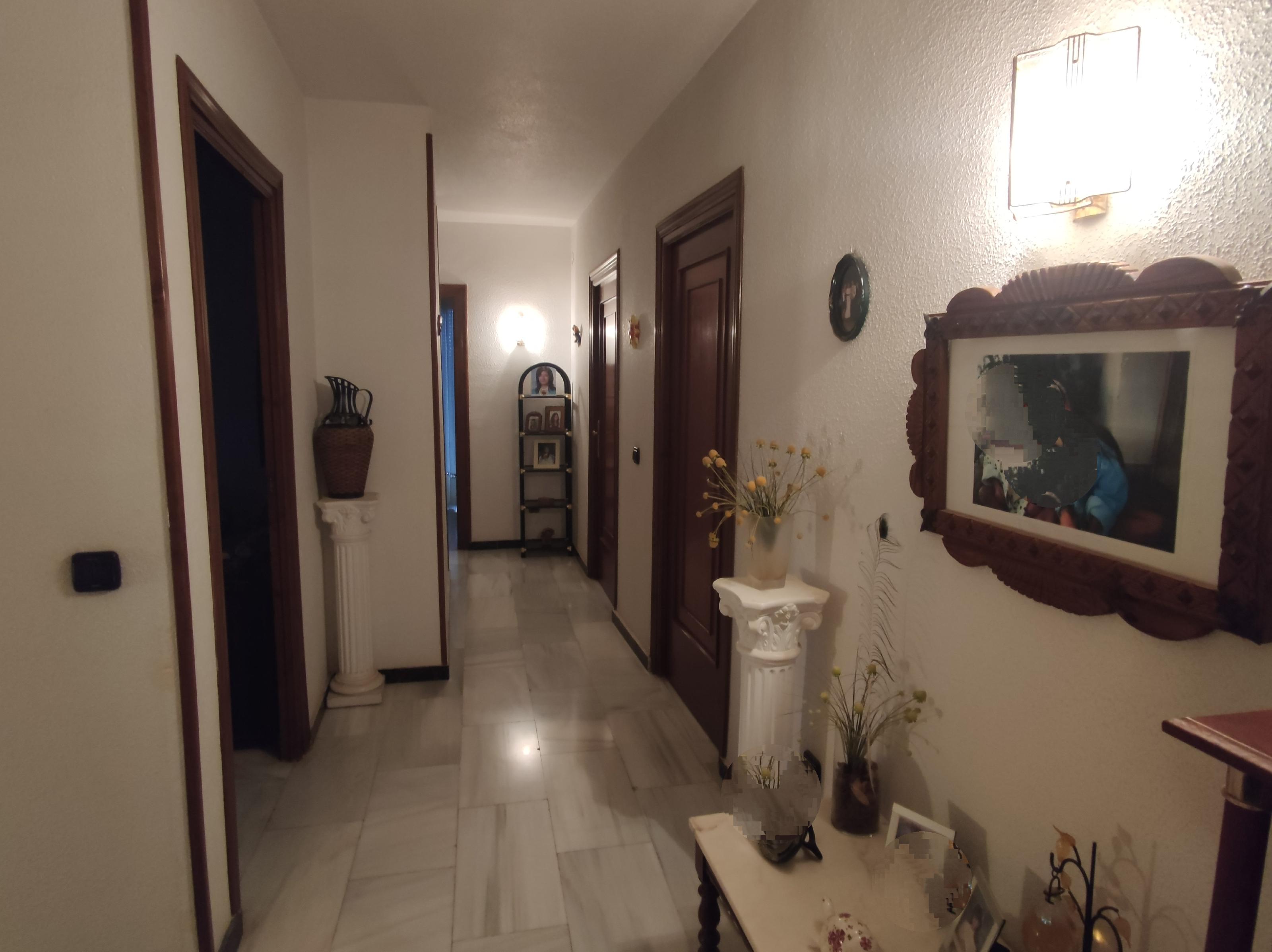 Imagen 35 Casa Aislada en venta en Andújar / Urbanización  Chalets El Choto