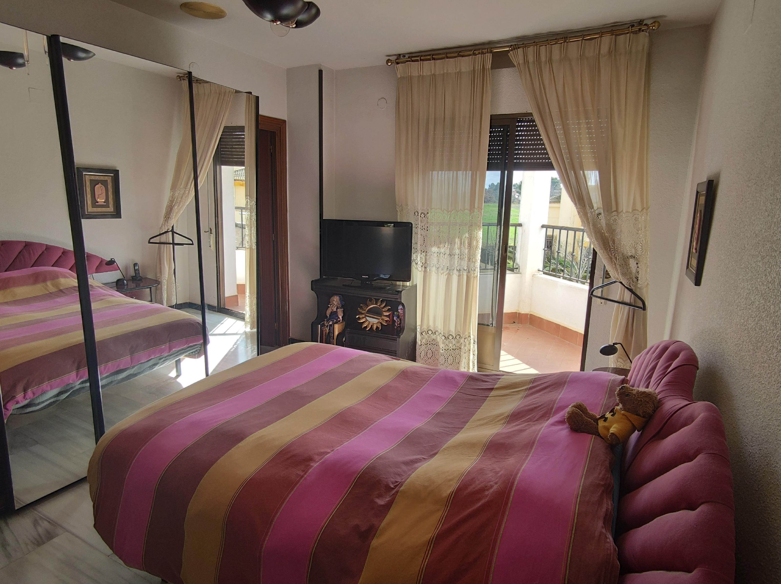 Imagen 41 Casa Aislada en venta en Andújar / Urbanización  Chalets El Choto