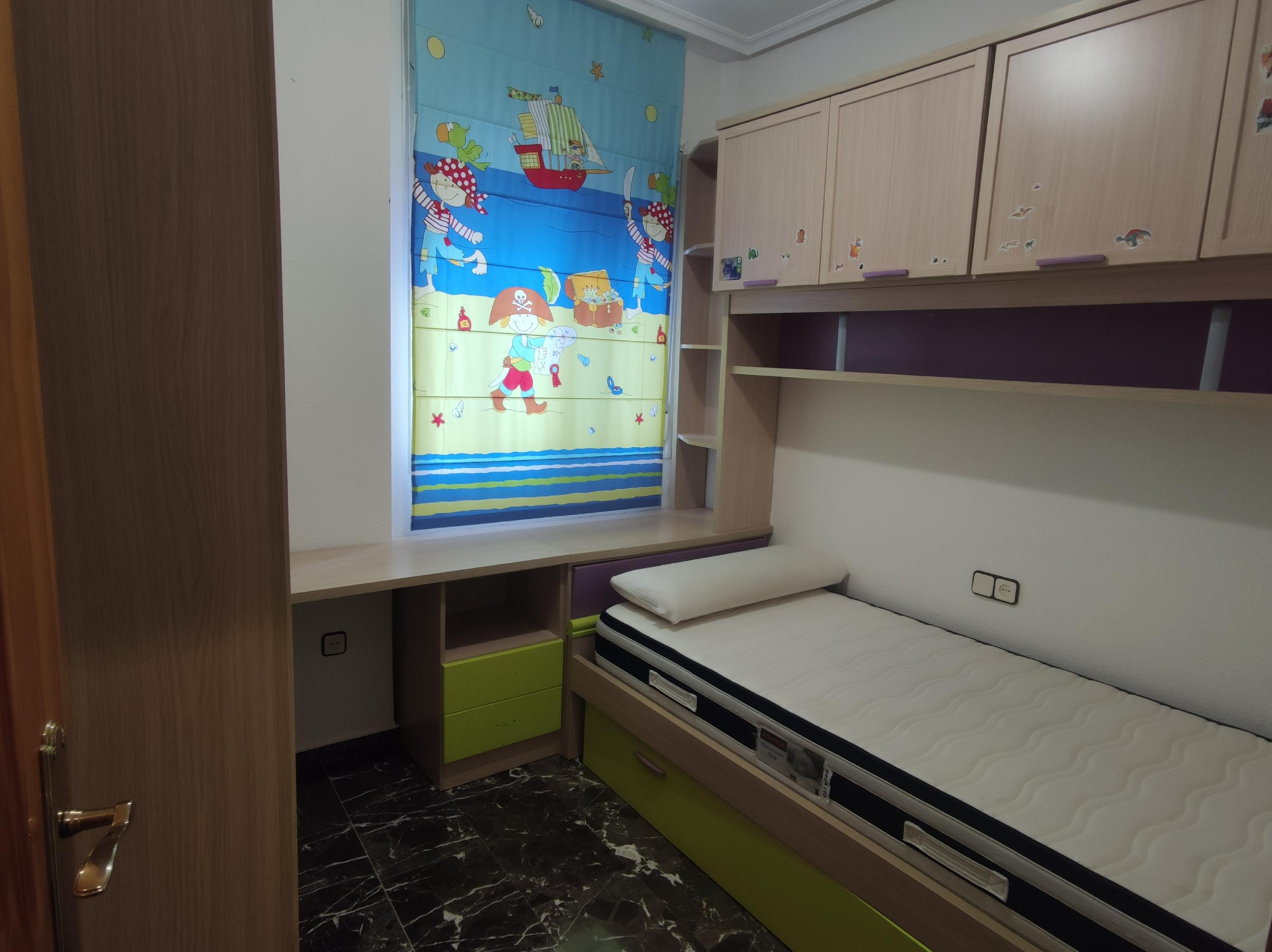 Imagen 20 Ático en venta en Andújar / En pleno centro, Plaza de la Autonomía 