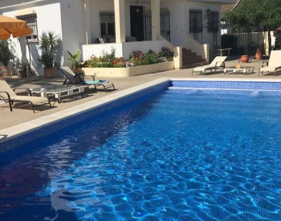 Imagen 4 Casa Aislada en venta en Andújar / En urbanización Mirasierra de Andújar