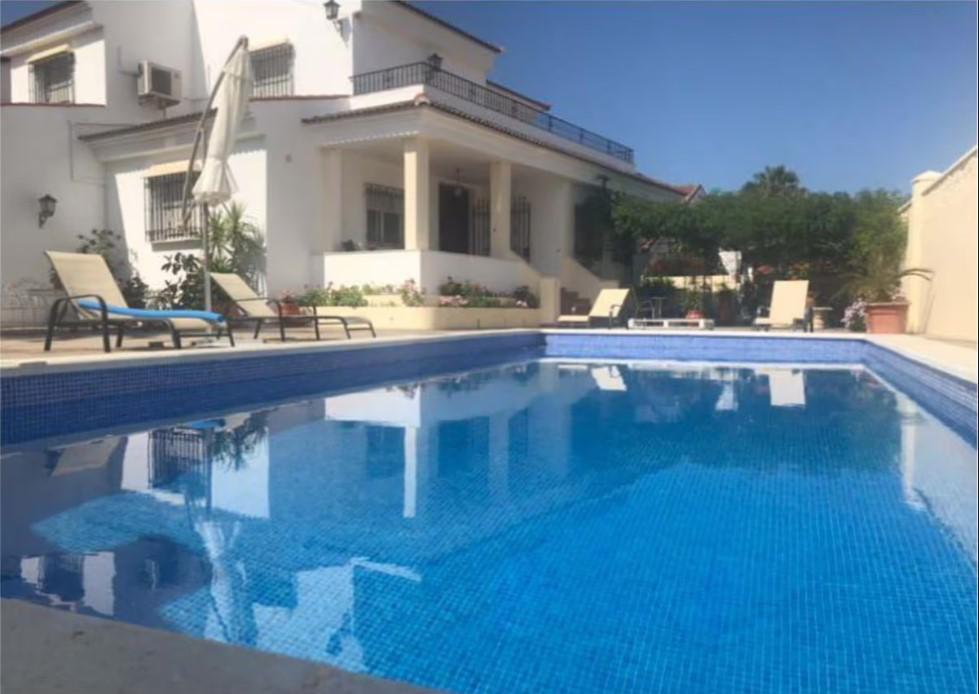 Imagen 3 Casa Aislada en venta en Andújar / En urbanización Mirasierra de Andújar