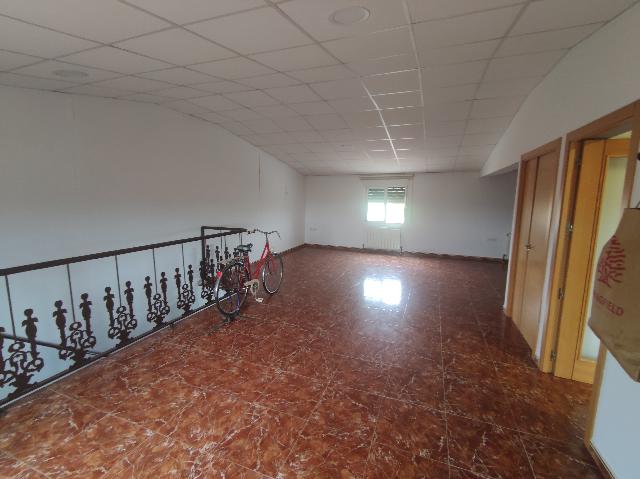 Imagen 8 Inmueble 293572 - Casa Rústica en venta en Andújar / En la población del Sotillo