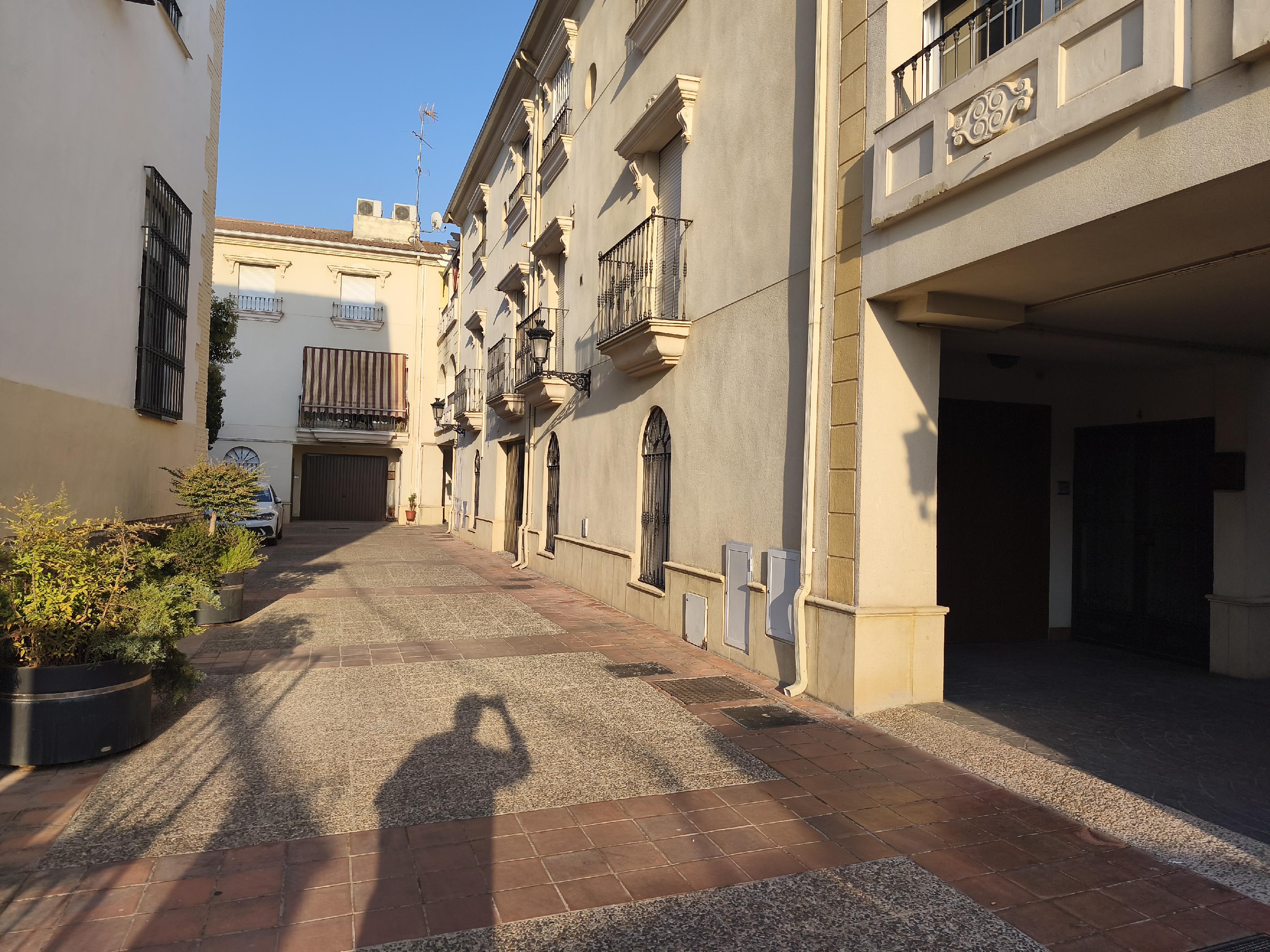 Imagen 1 Casa Adosada en venta en Andújar / Junto a los Juzgados de Andújar