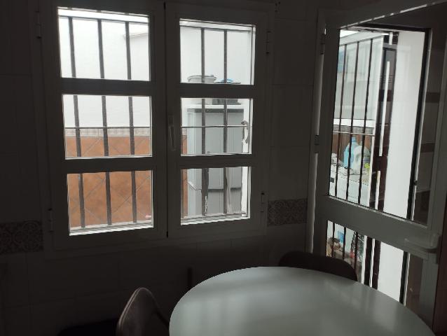 Imagen 7 Inmueble 295752 - Casa Adosada en venta en Jerez De La Frontera / Casa ubicada a 1 minuto de la Plaza del Ma...