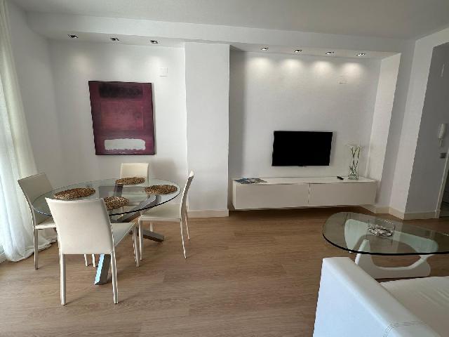 Imagen 6 Inmueble 296906 - Apto. Playa en venta en Rota / Ubicado a primera línea de mar junto Hotel PlayaBallena