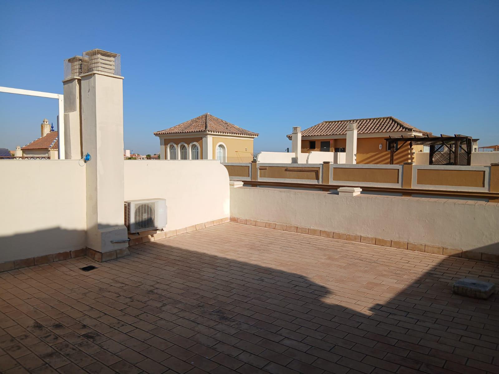 Imagen 7 Apto. Playa en venta en Rota / Ubicado a primera línea de mar junto Hotel PlayaBallena
