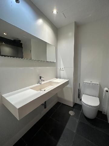 Imagen 1 Inmueble 296906 - Apto. Playa en venta en Rota / Ubicado a primera línea de mar junto Hotel PlayaBallena