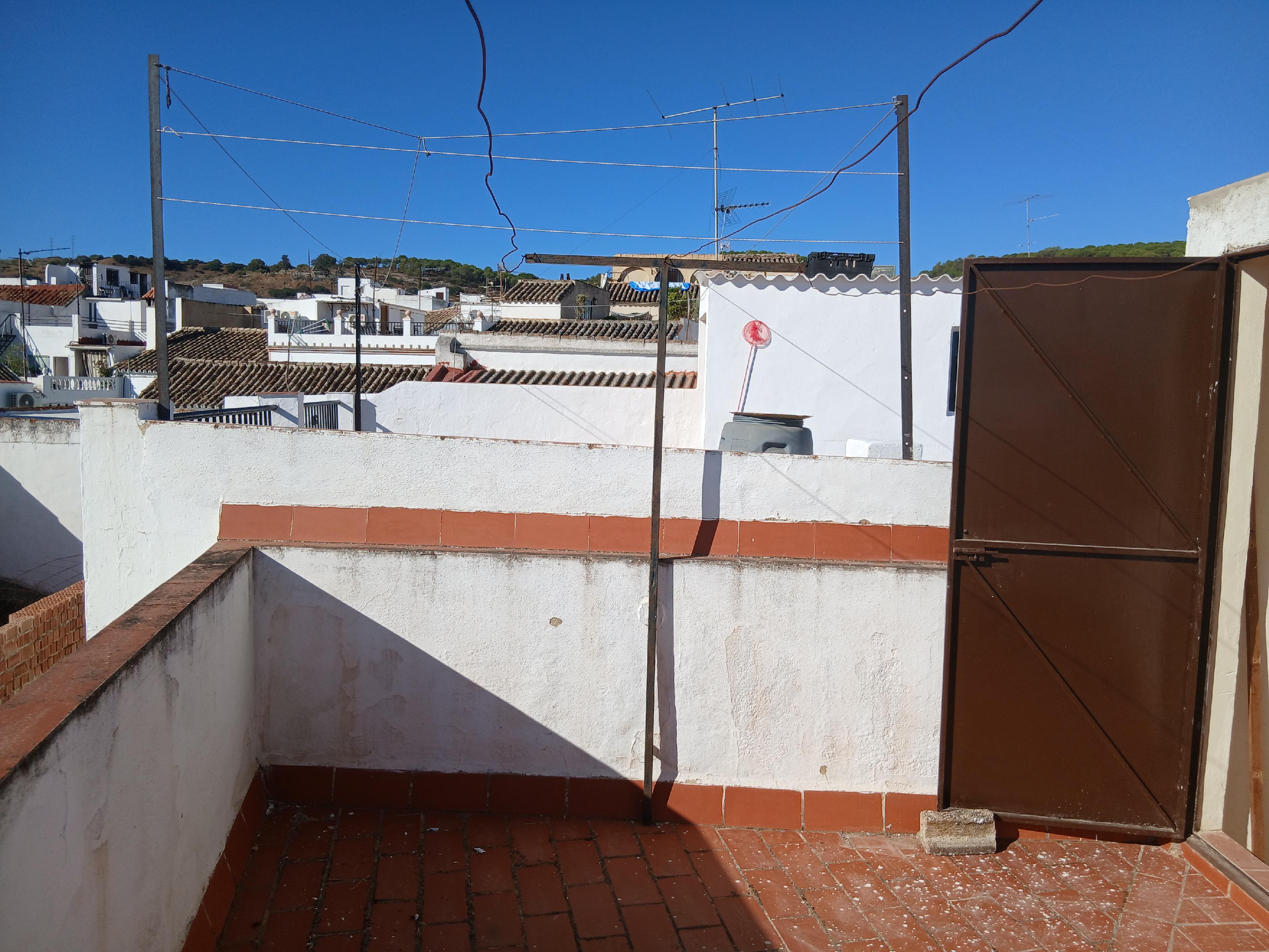 Imagen 3 Casa Adosada en venta en Bornos / Ubicada muy cerca del Ayuntamiento