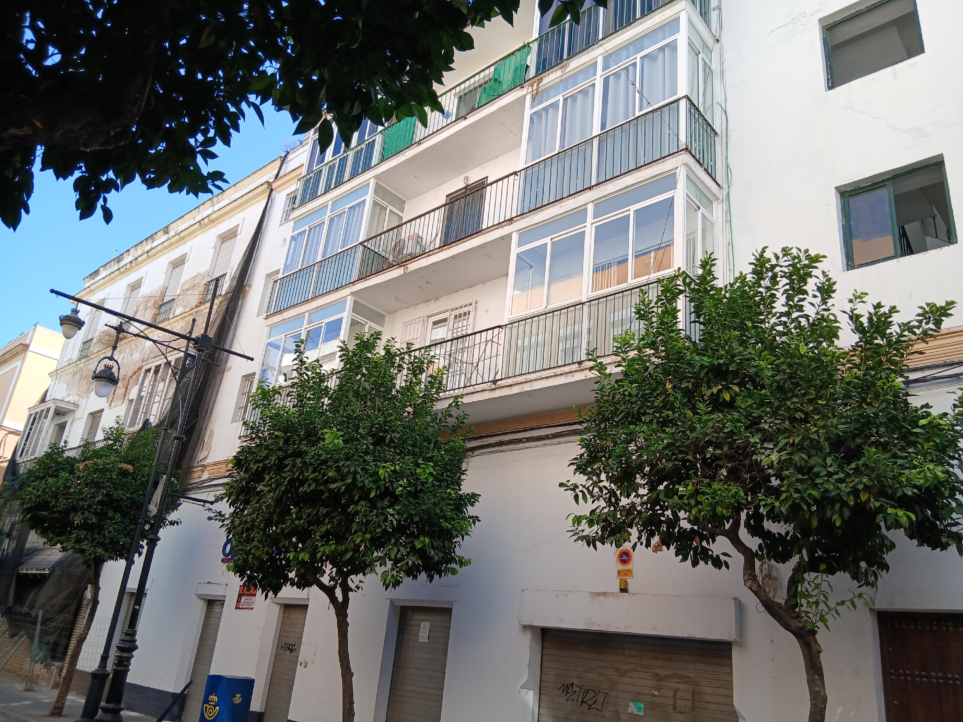 Imagen 17 Piso en venta en Puerto De Santa María El / Ubicado muy cerca del Ayuntamiento.