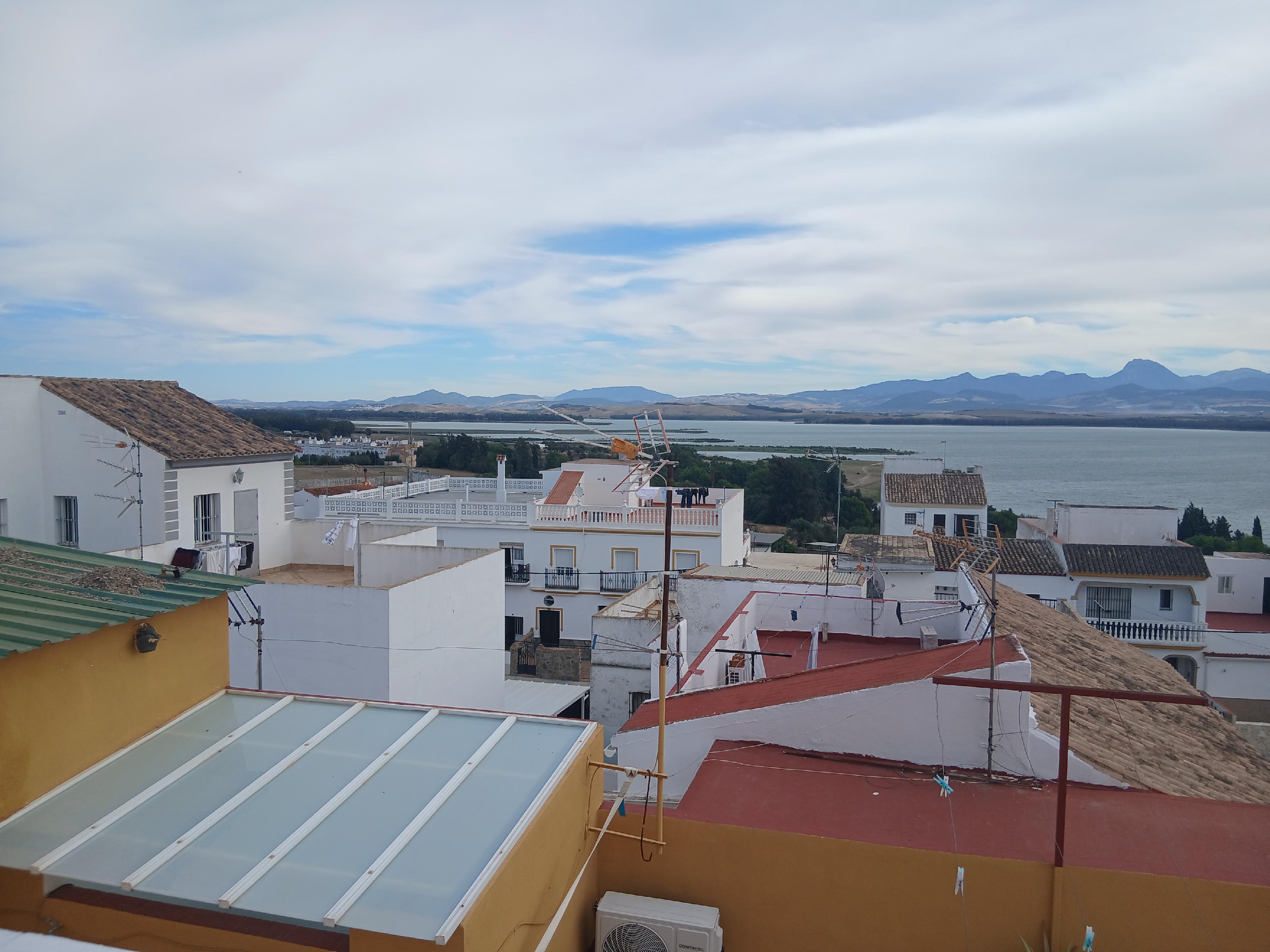 Imagen 3 Casa en venta en Bornos / Ubicado cerca del embarcadero del lago de Bornos.