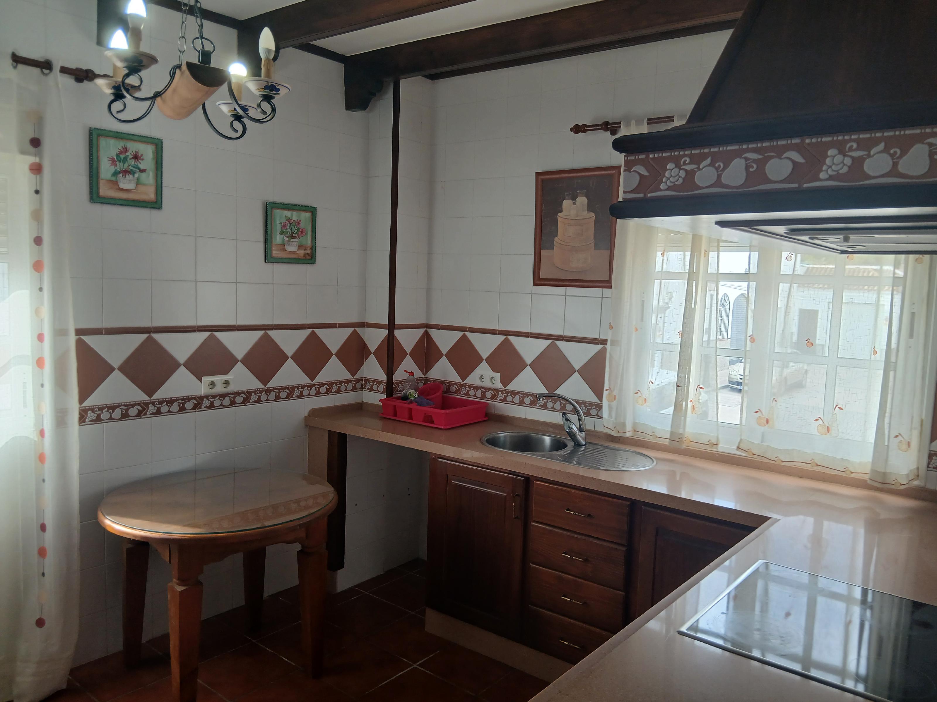 Imagen 21 Casa en venta en Bornos / Ubicado cerca del embarcadero del lago de Bornos.