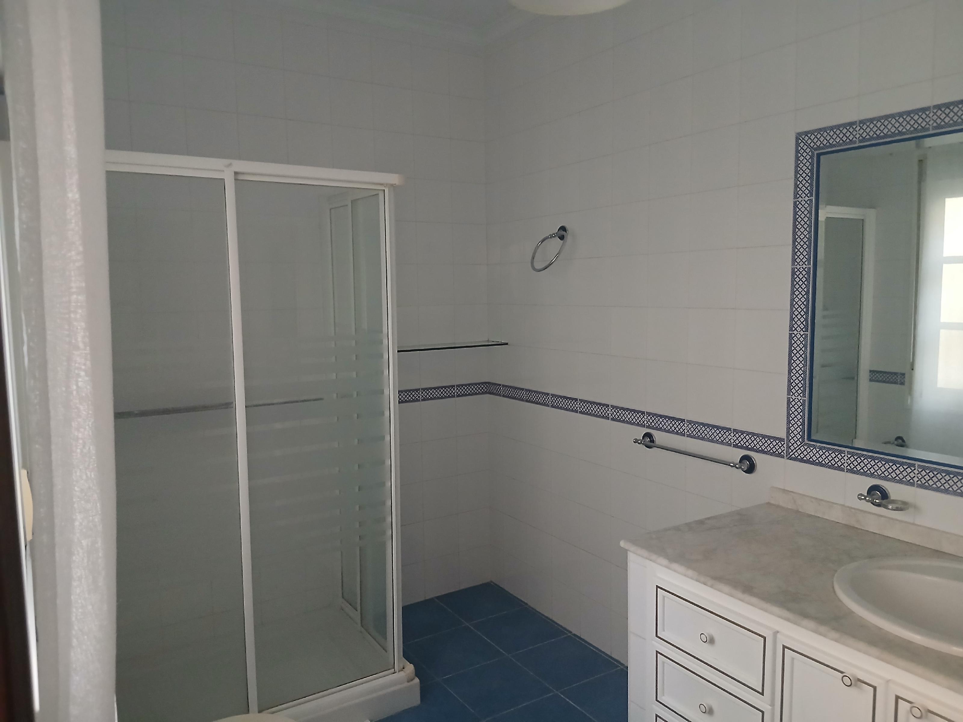 Imagen 24 Casa en venta en Bornos / Ubicado cerca del embarcadero del lago de Bornos.