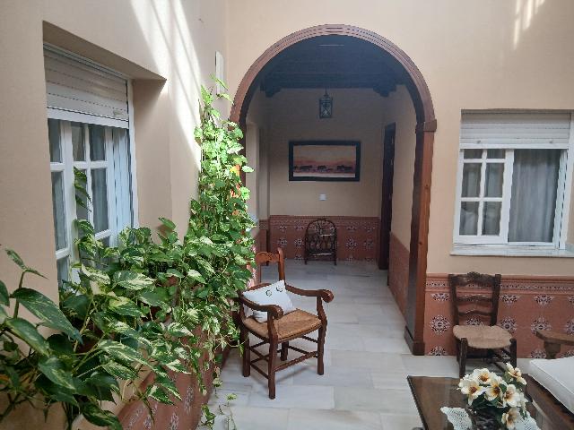 Imagen 1 Inmueble 298159 - Casa en venta en Bornos / Ubicado cerca del embarcadero del lago de Bornos.