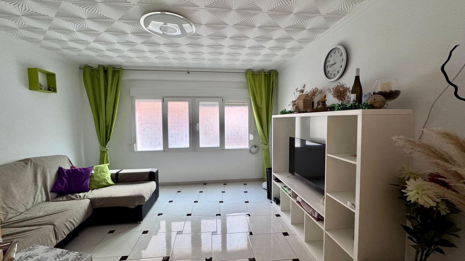 Imagen 2 Apartamento en venta en Dénia / Al lado del parque Chabás, cerca de Mercadona. 