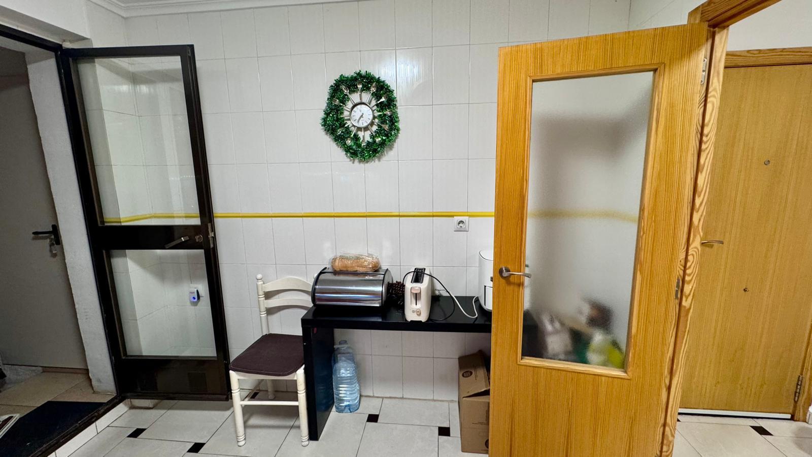 Imagen 11 Apartamento en venta en Dénia / Al lado del parque Chabás, cerca de Mercadona. 