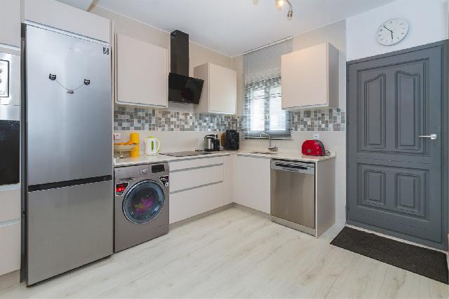 Imagen 8 Inmueble 296038 - Casa Adosada en venta en Pedreguer / En Monte Pedreguer cerca del restaurante Black Flame.