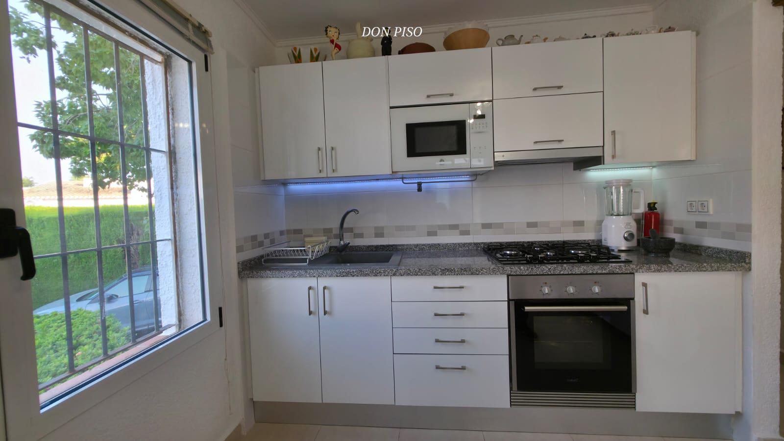 Imagen 6 Casa Adosada en venta en Pedreguer / Cerca del Club de Golf La Sella y del Jardín Botánico.