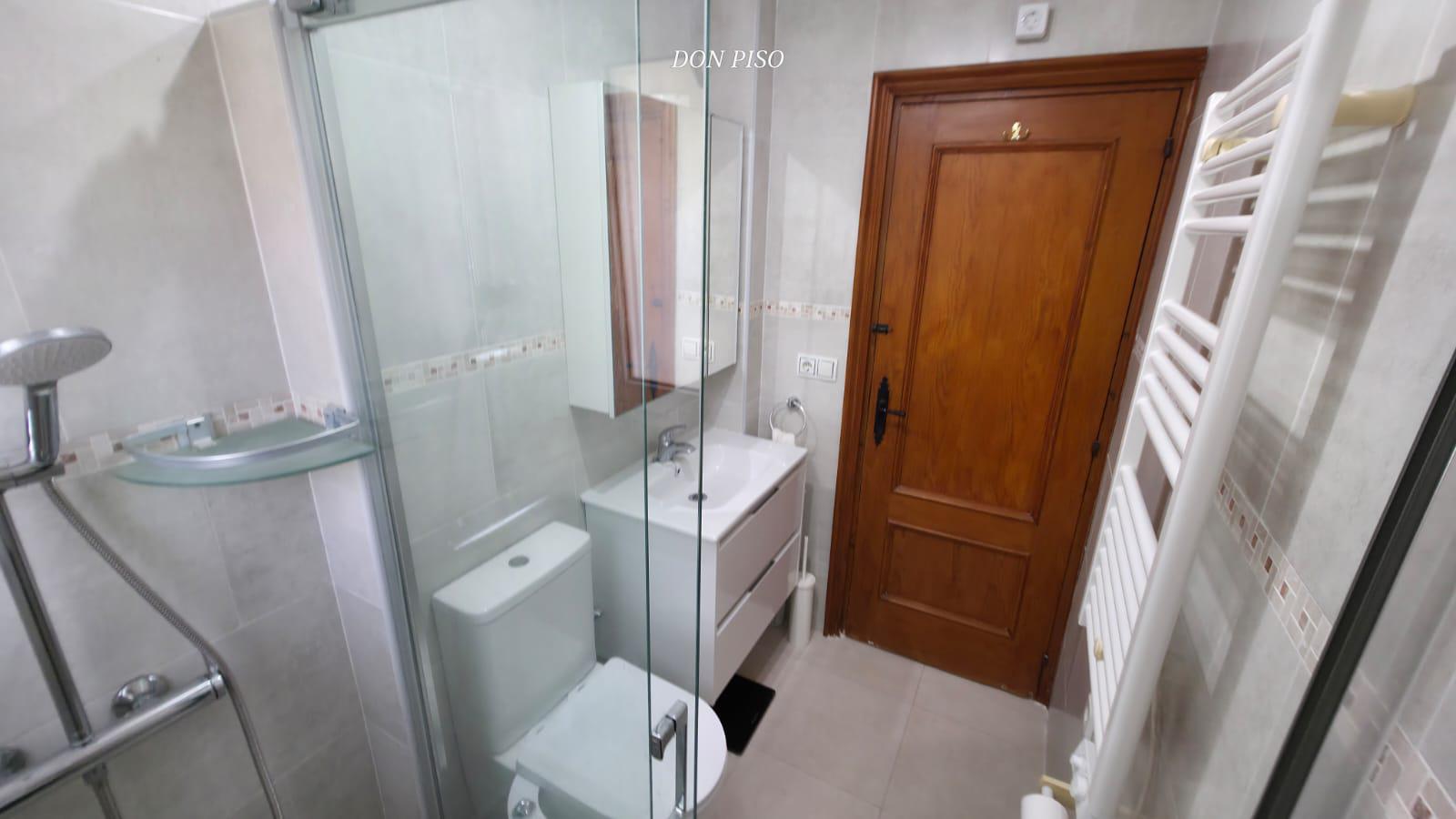 Imagen 12 Casa Adosada en venta en Pedreguer / Cerca del Club de Golf La Sella y del Jardín Botánico.