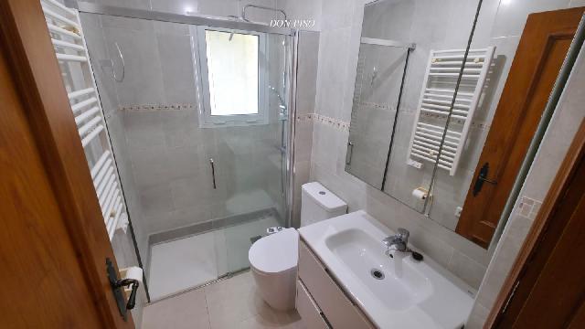 Imagen 11 Inmueble 296098 - Casa Adosada en venta en Pedreguer / Cerca del Club de Golf La Sella y del Jardín Botánico.