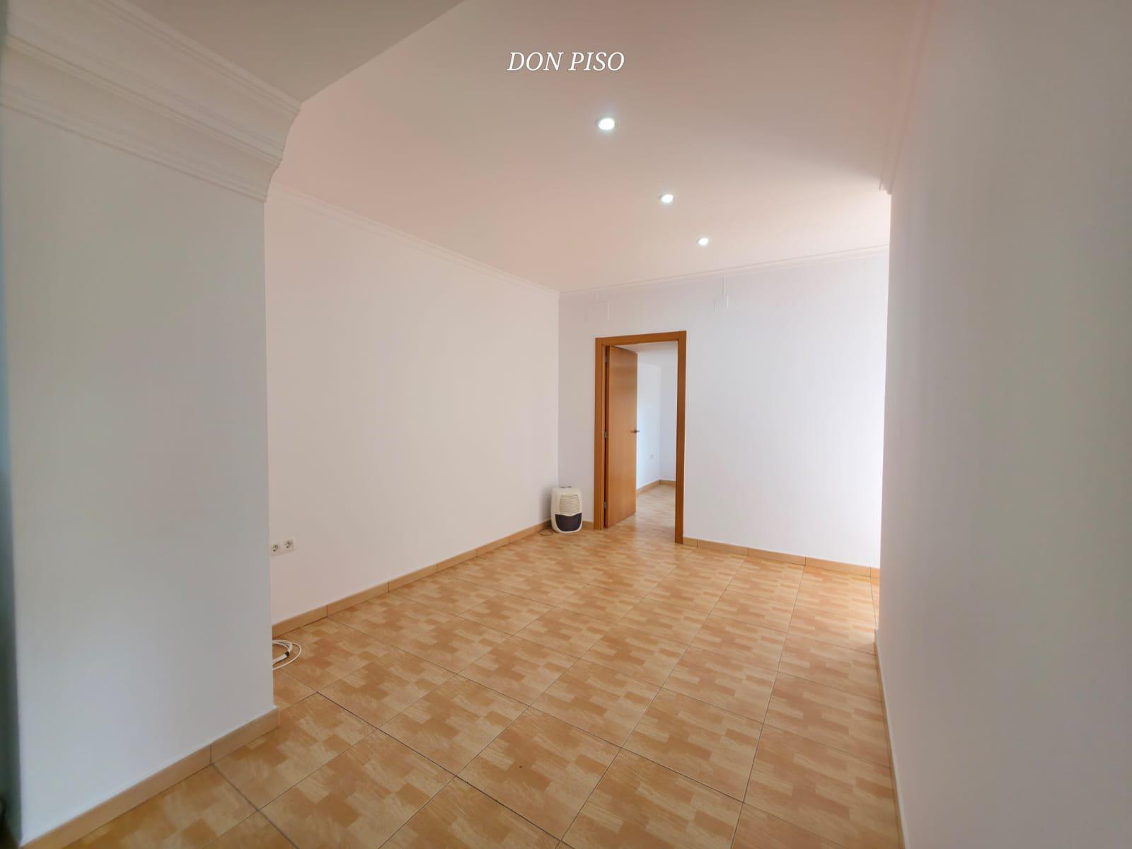 Imagen 5 Casa en venta en Poblets Els / En la entrada de Els Poblets. 