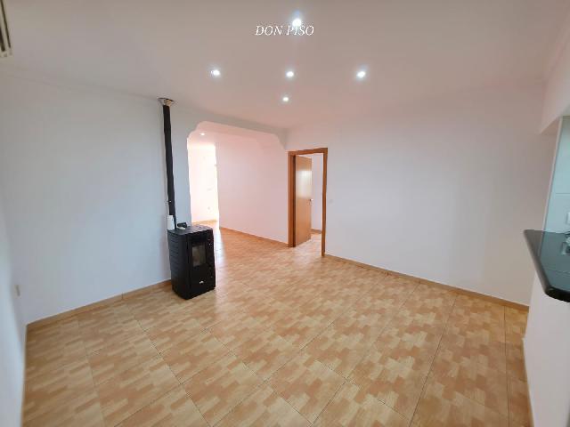 Imagen 3 Inmueble 296998 - Casa en venta en Poblets (Els) / En la entrada de Els Poblets. 