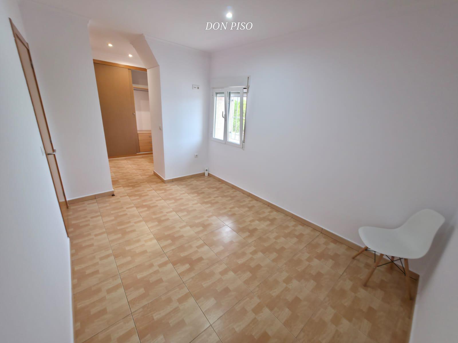 Imagen 6 Casa en venta en Poblets Els / En la entrada de Els Poblets. 