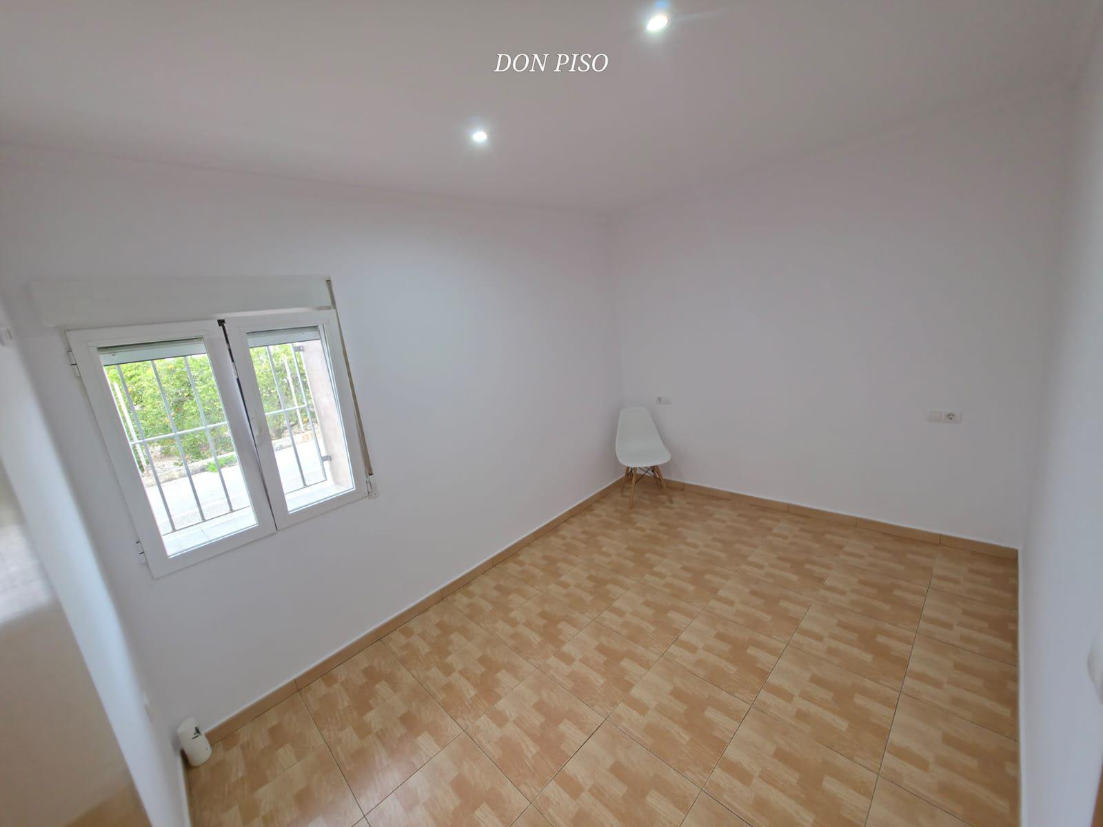 Imagen 7 Casa en venta en Poblets Els / En la entrada de Els Poblets. 