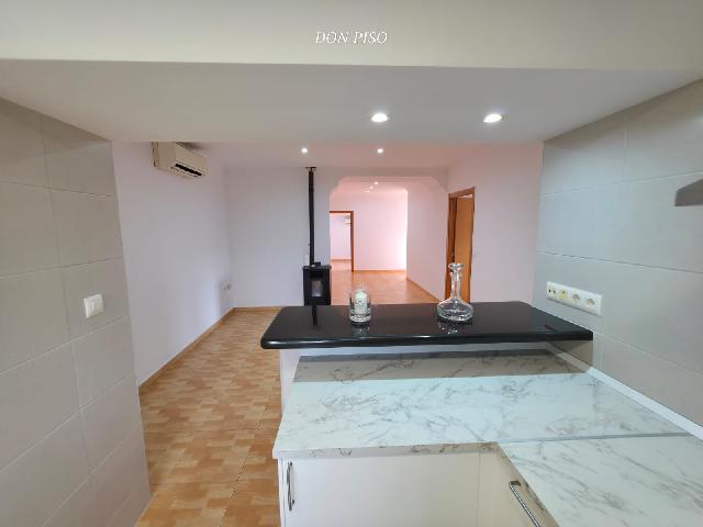 Imagen 16 Inmueble 296998 - Casa en venta en Poblets (Els) / En la entrada de Els Poblets. 