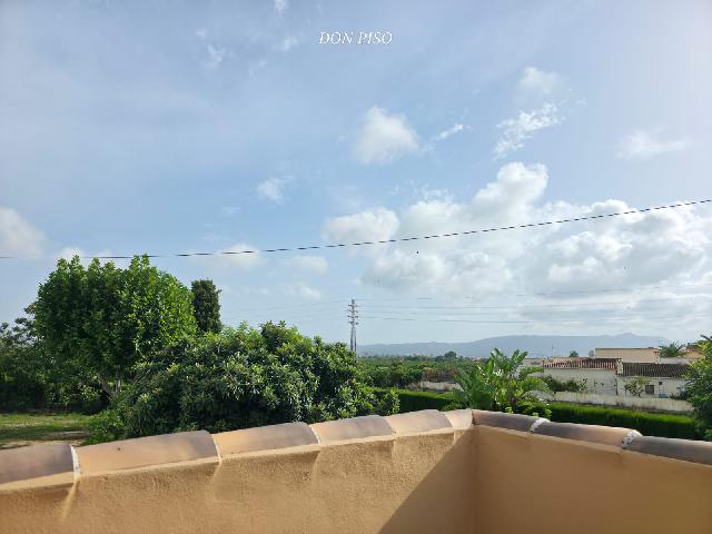 Imagen 19 Inmueble 296998 - Casa en venta en Poblets (Els) / En la entrada de Els Poblets. 