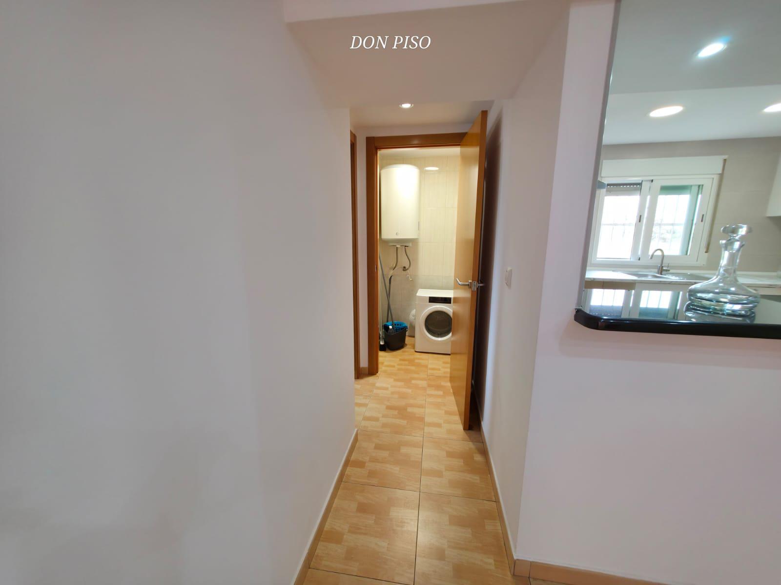 Imagen 17 Casa en venta en Poblets Els / En la entrada de Els Poblets. 