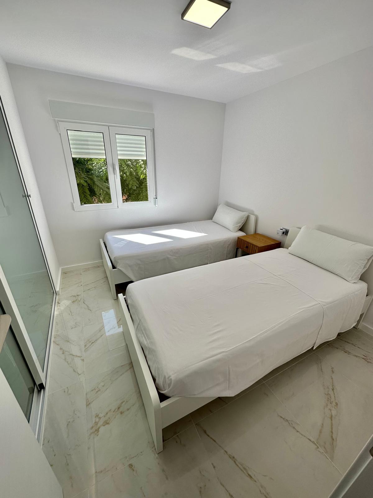 Imagen 5 Apartamento en venta en Dénia / Cerca del club náutico.