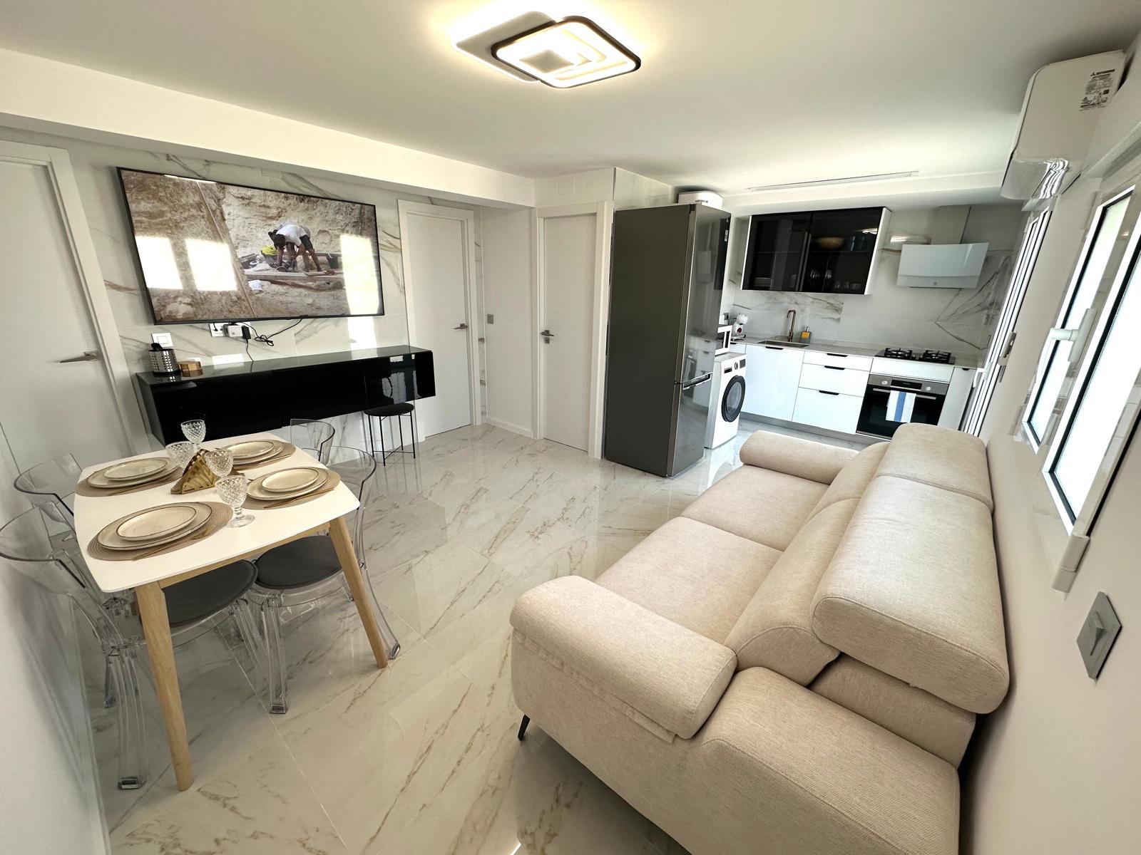 Imagen 1 Apartamento en venta en Dénia / Cerca del club náutico.