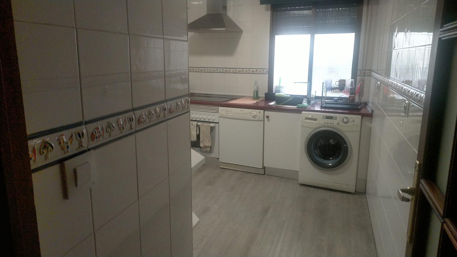 Imagen 14 Piso en venta en Cáceres / Estupendo piso de 140m2, en el centro de Caceres, 
