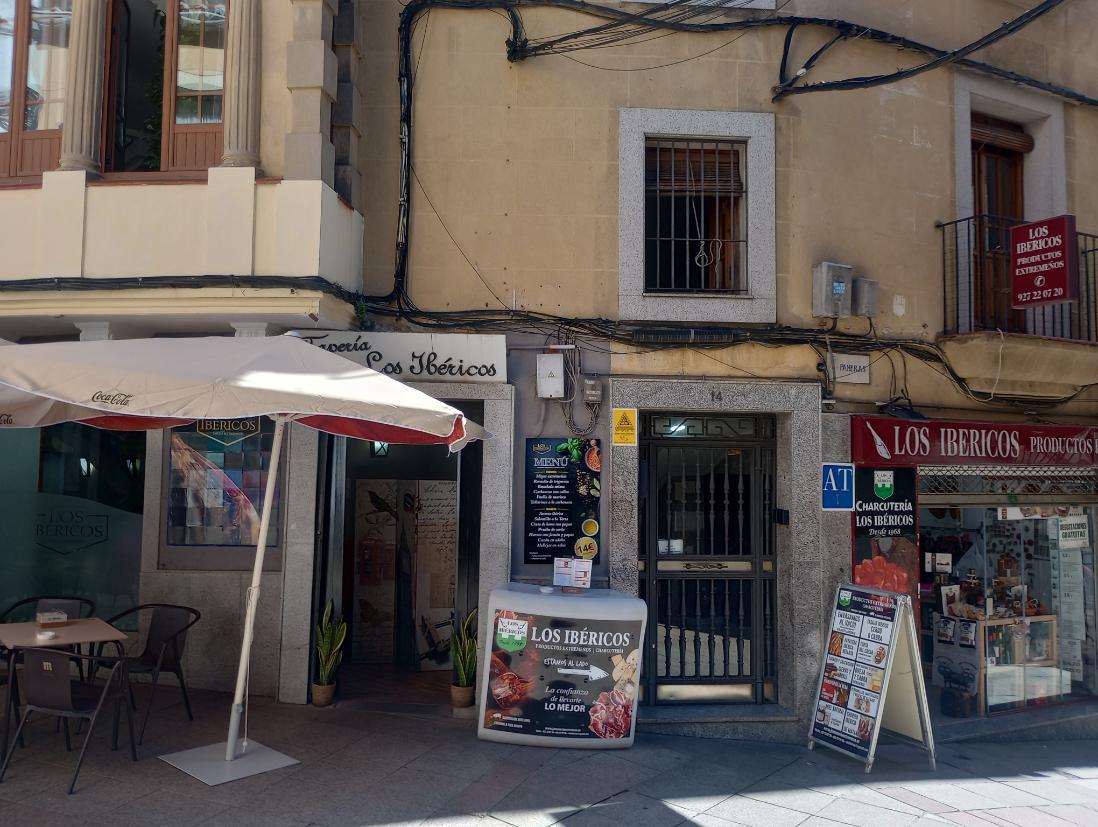 Imagen 6 Piso en venta en Cáceres / Estupendo piso de 140m2, en el centro de Caceres, 