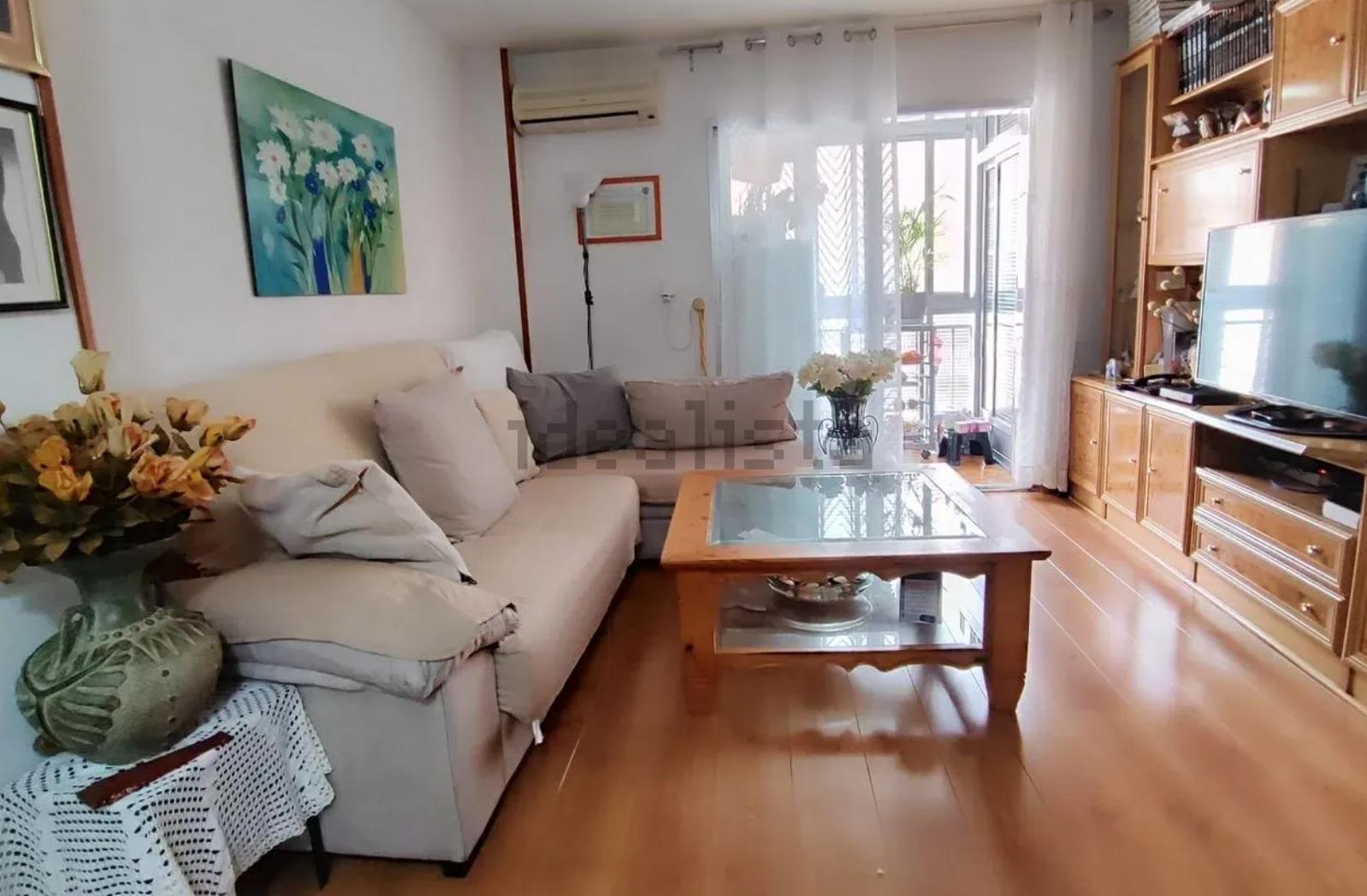 Imagen 3 Apartamento en venta en Alcalá De Henares / Cerca a tienda tedi, y peluqueria veronica