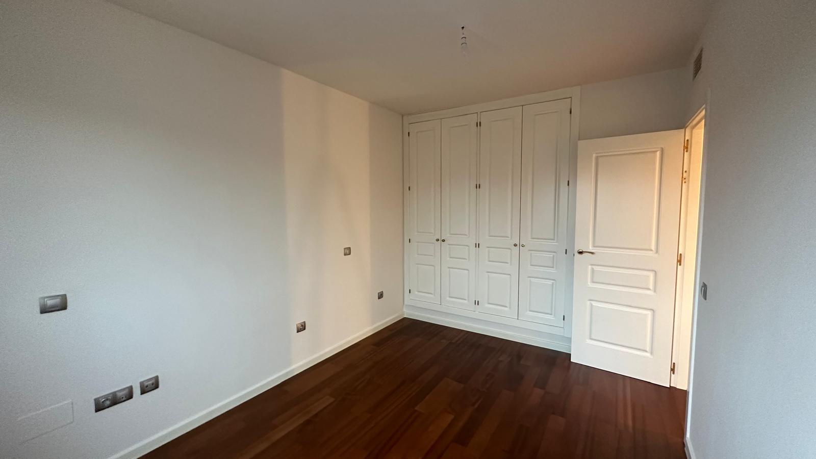 Imagen 26 Casa Aislada en venta en Villaviciosa De Odón / Casa  I independiente reformada a la venta