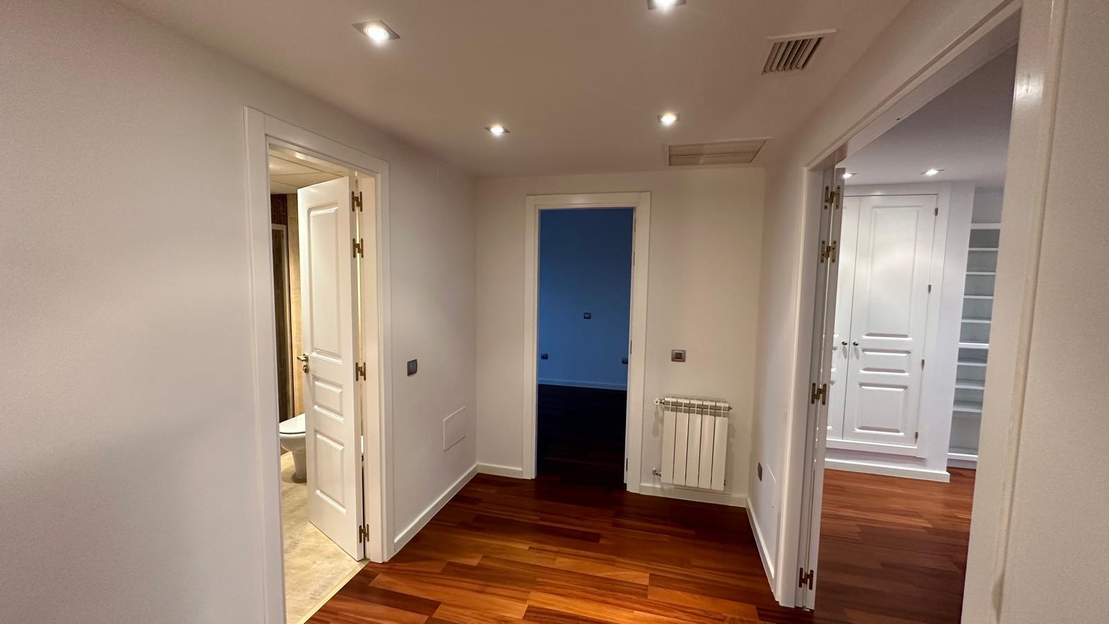 Imagen 21 Casa Aislada en venta en Villaviciosa De Odón / Casa  I independiente reformada a la venta