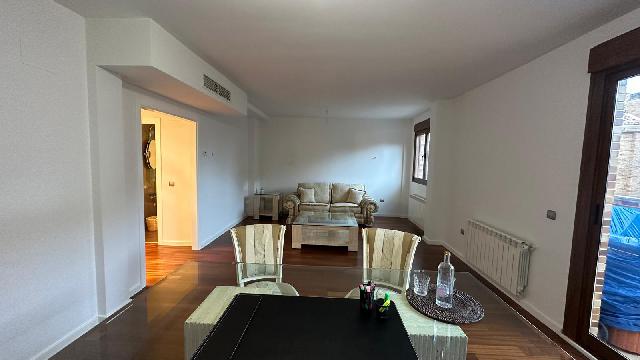 Imagen 14 Inmueble 292034 - Casa Aislada en venta en Villaviciosa De Odón / Casa  I independiente reformada a la venta