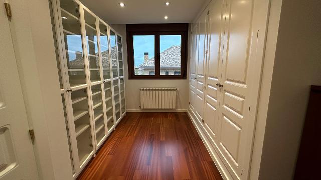 Imagen 37 Inmueble 292034 - Casa Aislada en venta en Villaviciosa De Odón / Casa  I independiente reformada a la venta