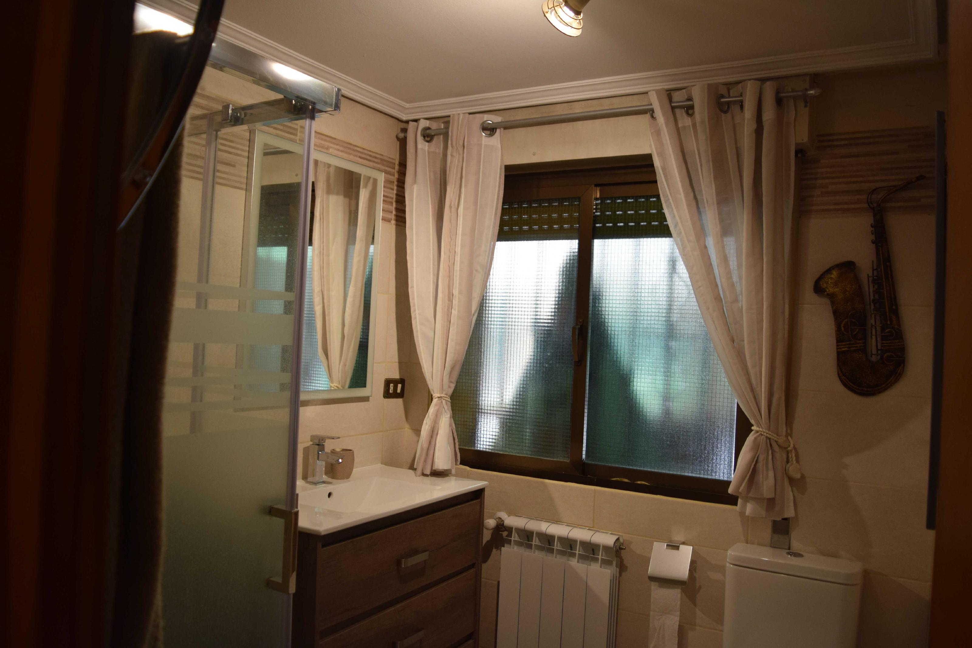 Imagen 11 Piso en alquiler en Villaviciosa De Odón / Alquiler para estudiantes de 2 habitaciones con...