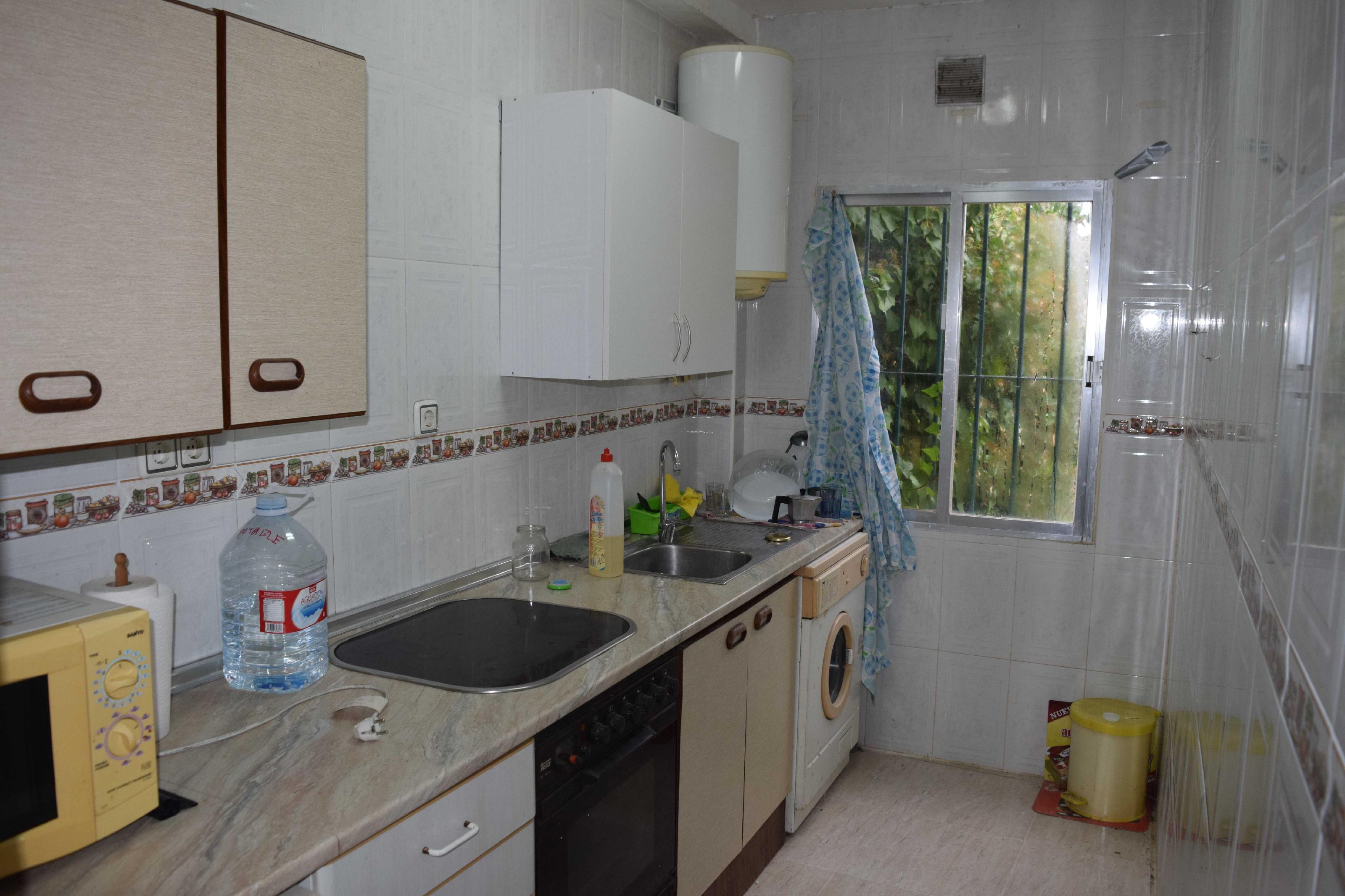 Imagen 16 Casa Pareada en venta en Escalona / Casa pareada de 2 palntas con 3 habitaciones y 1 baño