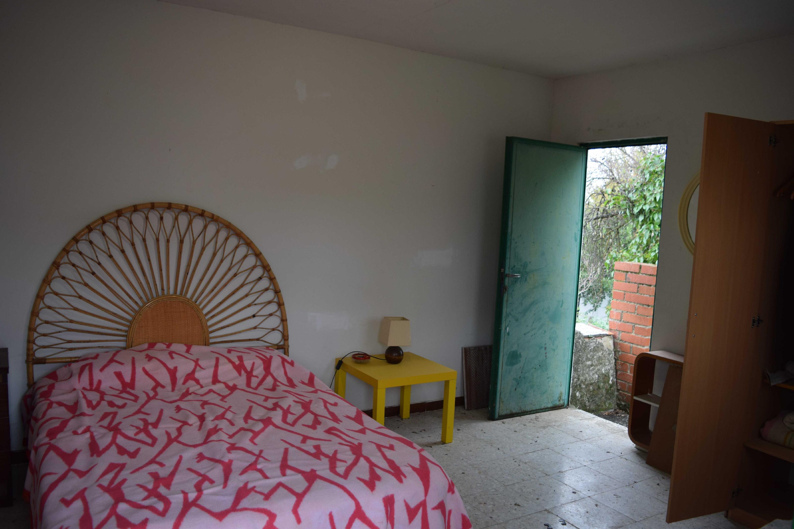 Imagen 25 Casa Pareada en venta en Escalona / Casa pareada de 2 palntas con 3 habitaciones y 1 baño