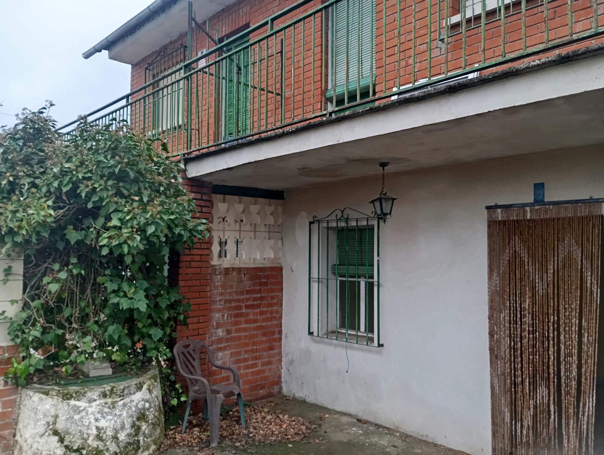 Imagen 36 Casa Pareada en venta en Escalona / Casa pareada de 2 palntas con 3 habitaciones y 1 baño