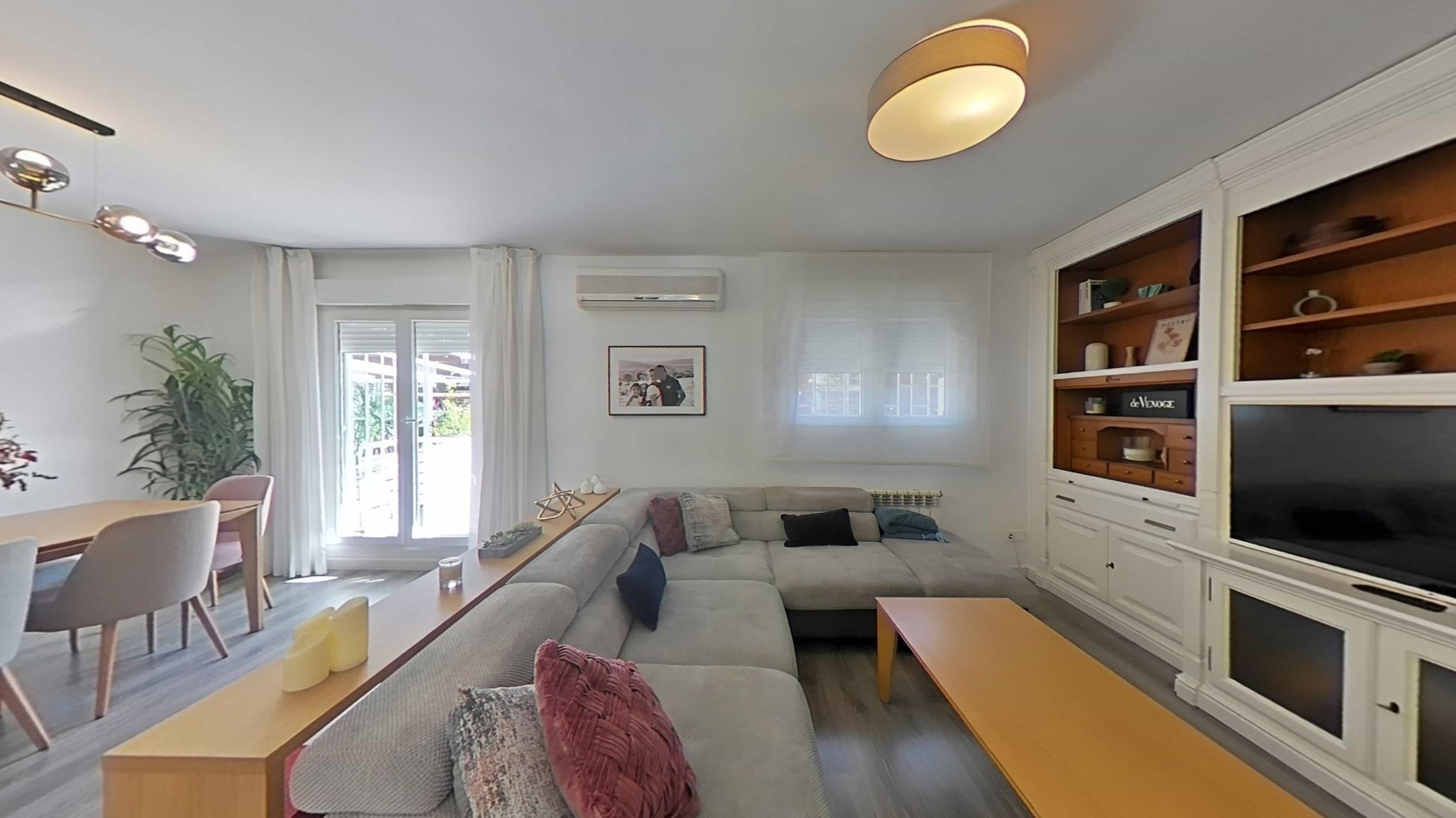 Imagen 5 Casa Adosada en venta en Alcorcón / Chalet en zona de las retamas para entrar a vivir