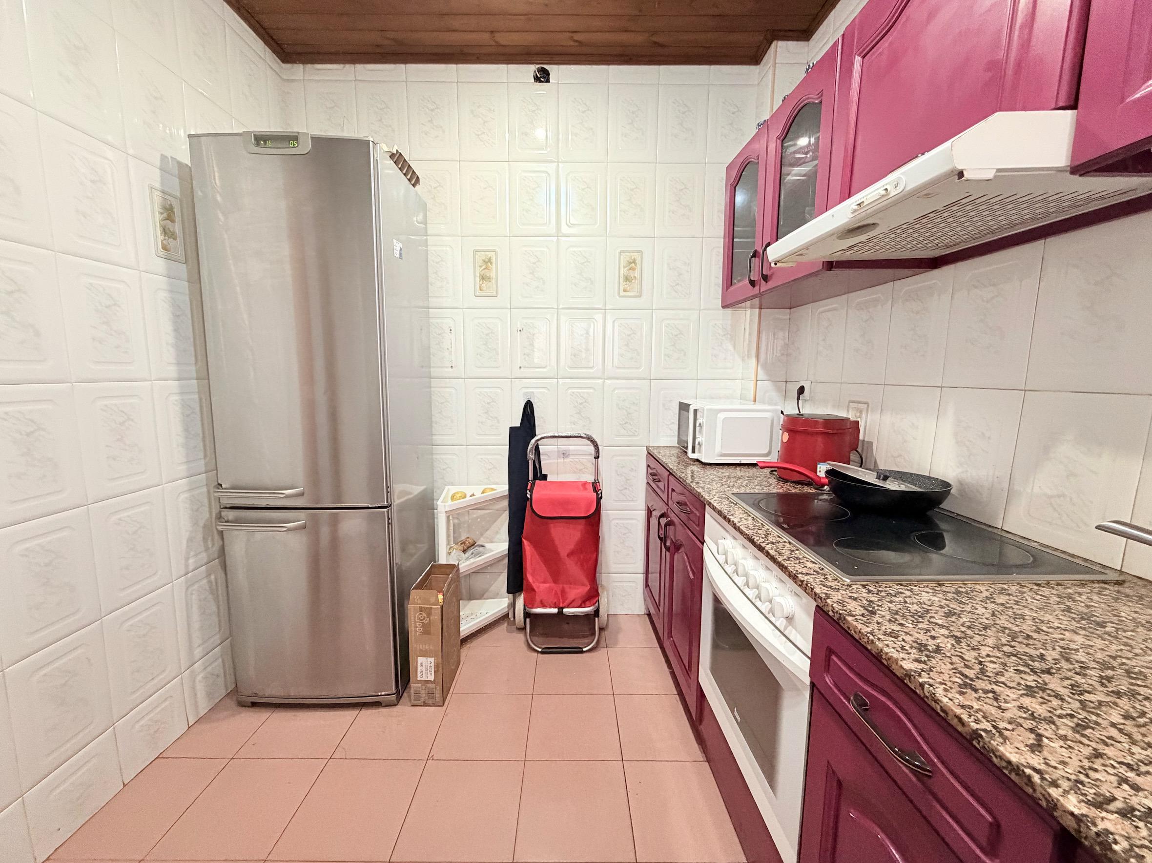 Imagen 4 Piso en venta en Barcelona / Cerca del metro L5 El Coll y Carmel parada bus v19 y 22